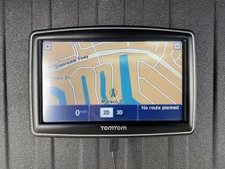 TomTom XXL 540TM 5 inch Widescreen GPS Navigation Life Time Maps (4E) - Used