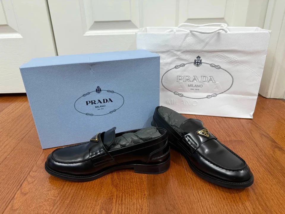 Prada Brushed Leather Loafers Size 38 EU - Image 3 of 4