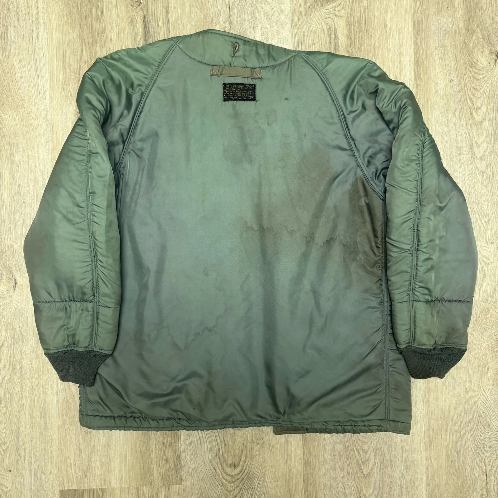 Vintage 1950’s Military Jacket Liner Mens Medium Green Quilted Aero-Fab USAF - product detail image 3