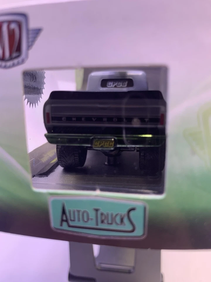 M2 Machines 1970 Chevrolet C60 Truck 2018 CPCC Black And Grey Chase 1 Of 500 - Image 4 of 4