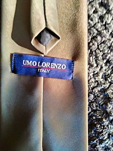 Umo Lorenzo Men’s Satin Tie Gold Solid Pretied Classic Elastic Attachment - product listing photo