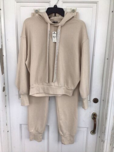 Express Women’s 2 Piece NWT’s Beige Hoodie Lounge Set With Rhinestones Size XS.