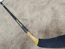 MARK MESSIER 98'99 Signed Vancouver Canucks NHL Game Used Hockey Stick COA