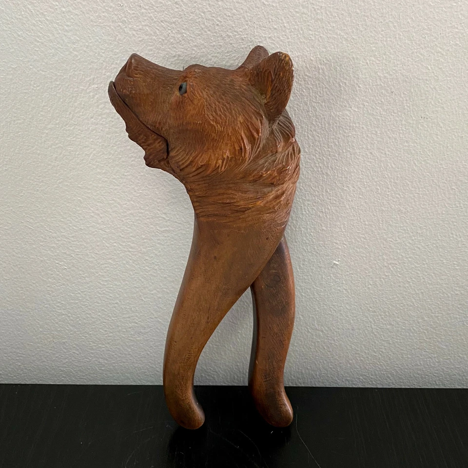 Antiguo cascanueces cabeza de oso de madera tallada a mano de la Selva Negra 8" principios de 1900 Foto 3 de 4