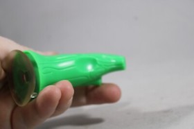 Fingerlings - Tree Stand ONLY - Green w/ Suction Cup