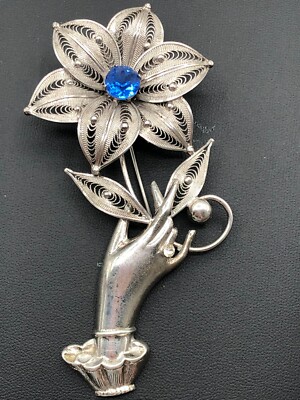 VTG Cameo Brand Sterling Silver Hand w/ Filigree Flower Brooch Pin Rhinestones
