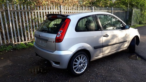 Ford Fiesta mk6 ZETEC S SILVER BREAKING SPARE side repeater PETROL 2006 ST 3 DR - Picture 3 of 12
