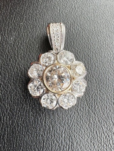 2CT Round Cut LabCreated Moissanite Pendant Necklace 14K White Gold Plated