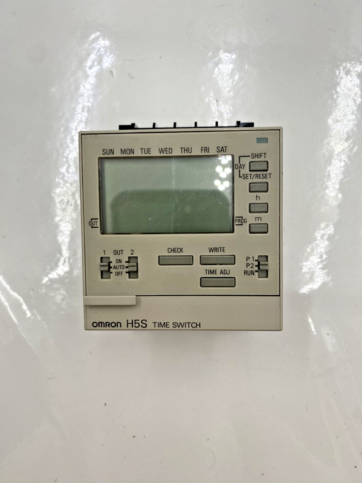 Omron H5S-FB Digital Weekly Time Switch 15A 250VAC
