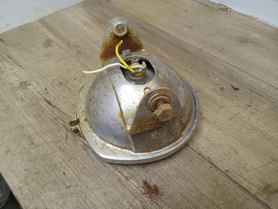 Faro Suzuki TS 90 1972 TS90 TC original fabricante original Foto 2 de 3