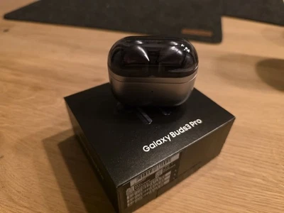 Samsung Galaxy Buds 3 Pro Silber - Bild 1 von 4
