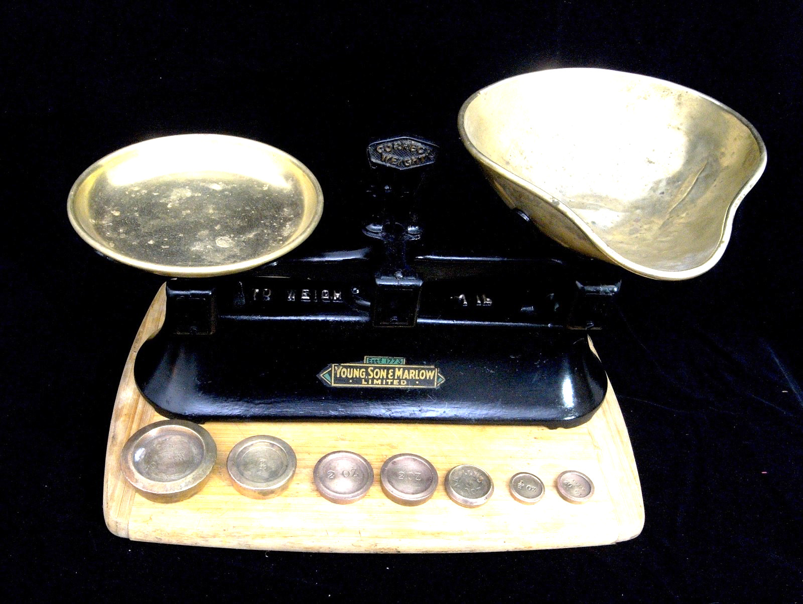 ANTIQUE CAST IRON-BRASS KITCHEN BALANCE SCALE "YOUNG SON &MARLOW" w/ORIG WEIGHTS