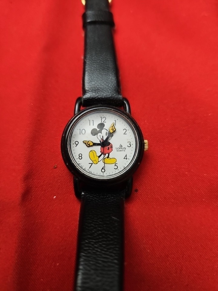 再々値下 LORUS DISNEY レスキューレンジャー チップとデール 腕時計 Vtg Lorus Quartz Mickey Mouse Disney Watch Not Running | eBay
