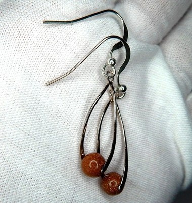 Wishbone Twist Ohrringe massiv Sterlingsilber mit Sunset Orange Sitara Hänger
