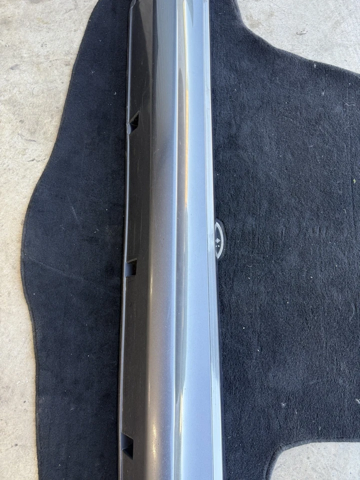 11-19 INFINITI M37 M56 M35H Q70 RIGHT PASSENGER SIDE SKIRT ROCKER MOLDING OEM - Image 3 of 4