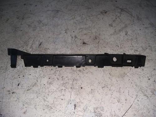Halter für Kotflügel BMW 1 2009 224059