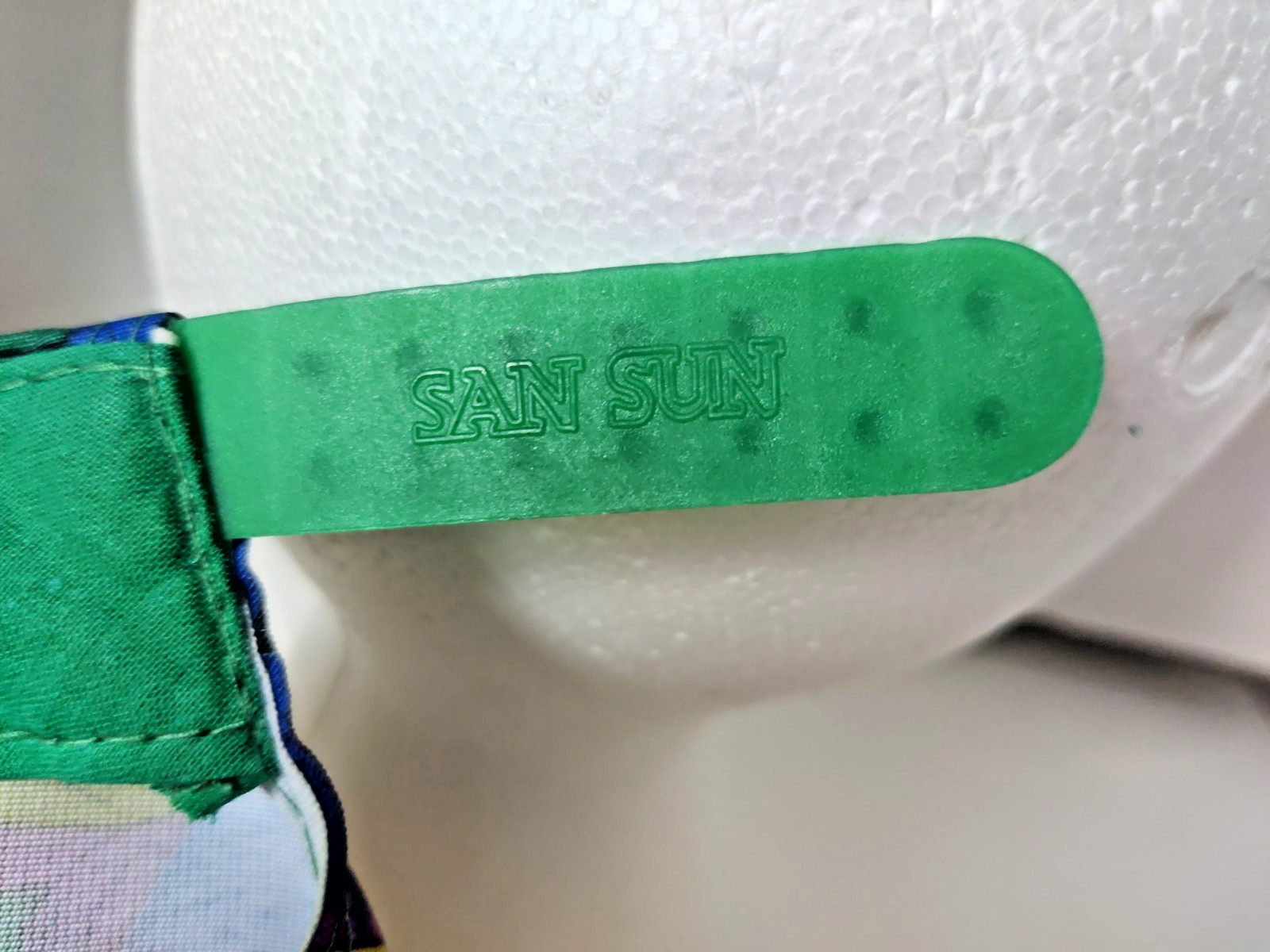 NOS ~ 1990S MILLER GENUINE DRAFT (SAN SUN) TROPICAL/HAWAIIN SNAPBACK TRUCKER HAT