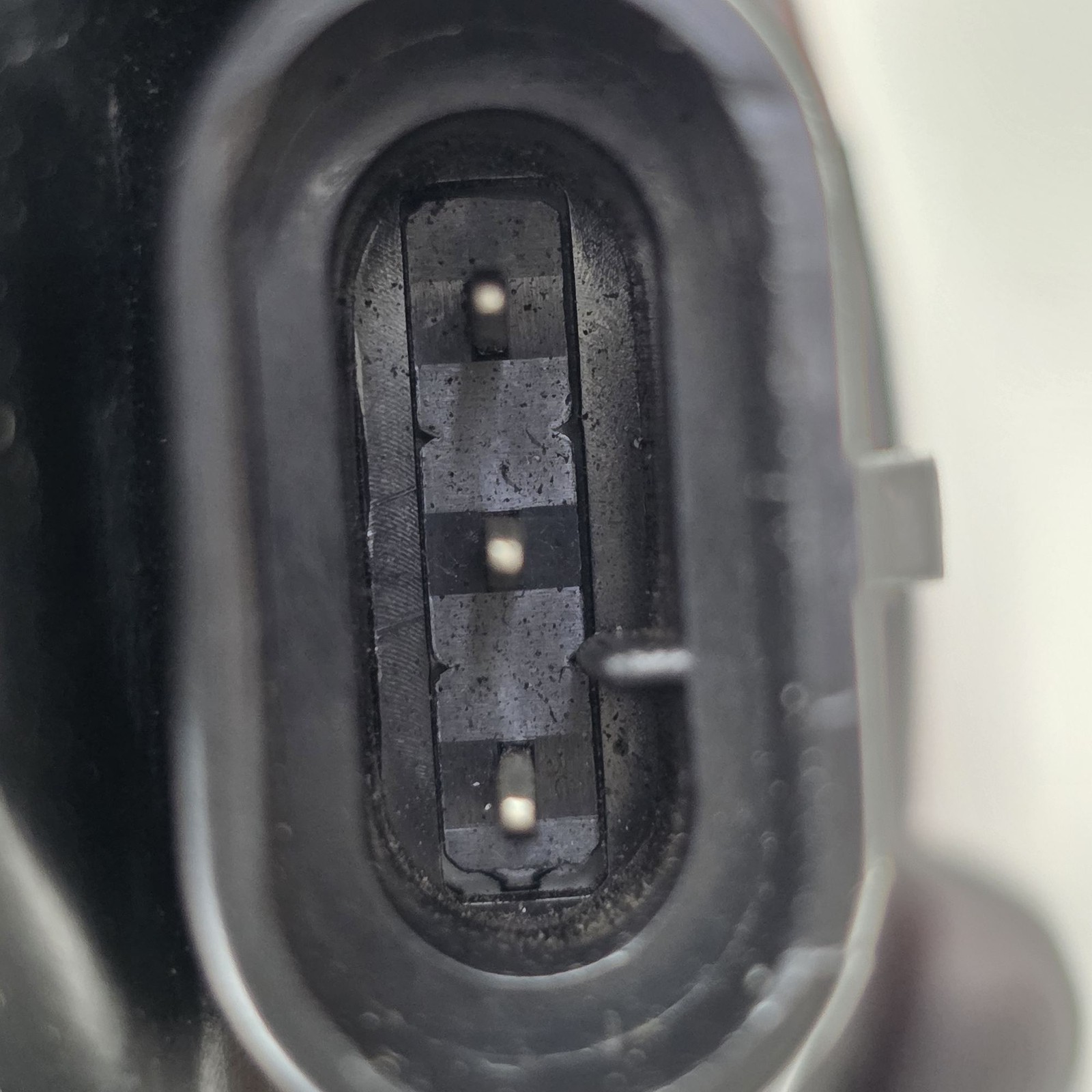 2014-2018 Maserati Ghibli REAR LEFT INNER TAILLIGHT 06700046820