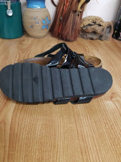 cork bed flip flops