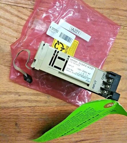 Omron 3G2A3-IA221 Input / Ouput I/O Module Unit Type IA221 S6 4-Point 