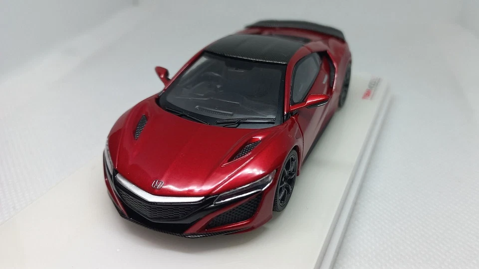 Honda NSX 2017 Valencia Red Pearl 1/43 TrueScale TSM430261 - Immagine 2 di 4