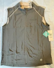 NWT Essential Threads Men’s David Vest ProAG Size L Grey