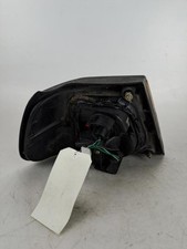 Feu arrière Nissan ALMERA