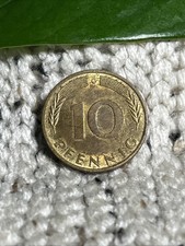 Germany 1977 Oak Leaves 10 Pfennig Ears Coin 