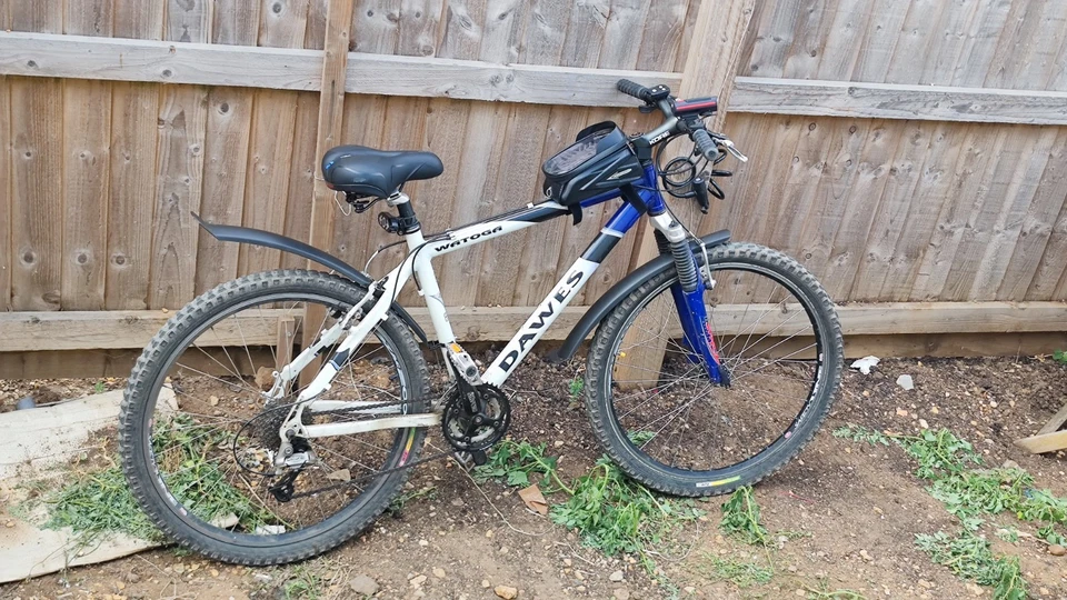 Bicycle - Image 2 of 4