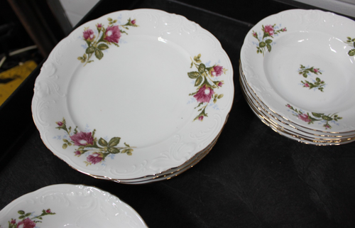 Royal Kent Collection Poland China Dinner wear Serving 6 Bavarian Rose - Picture 6 of 13