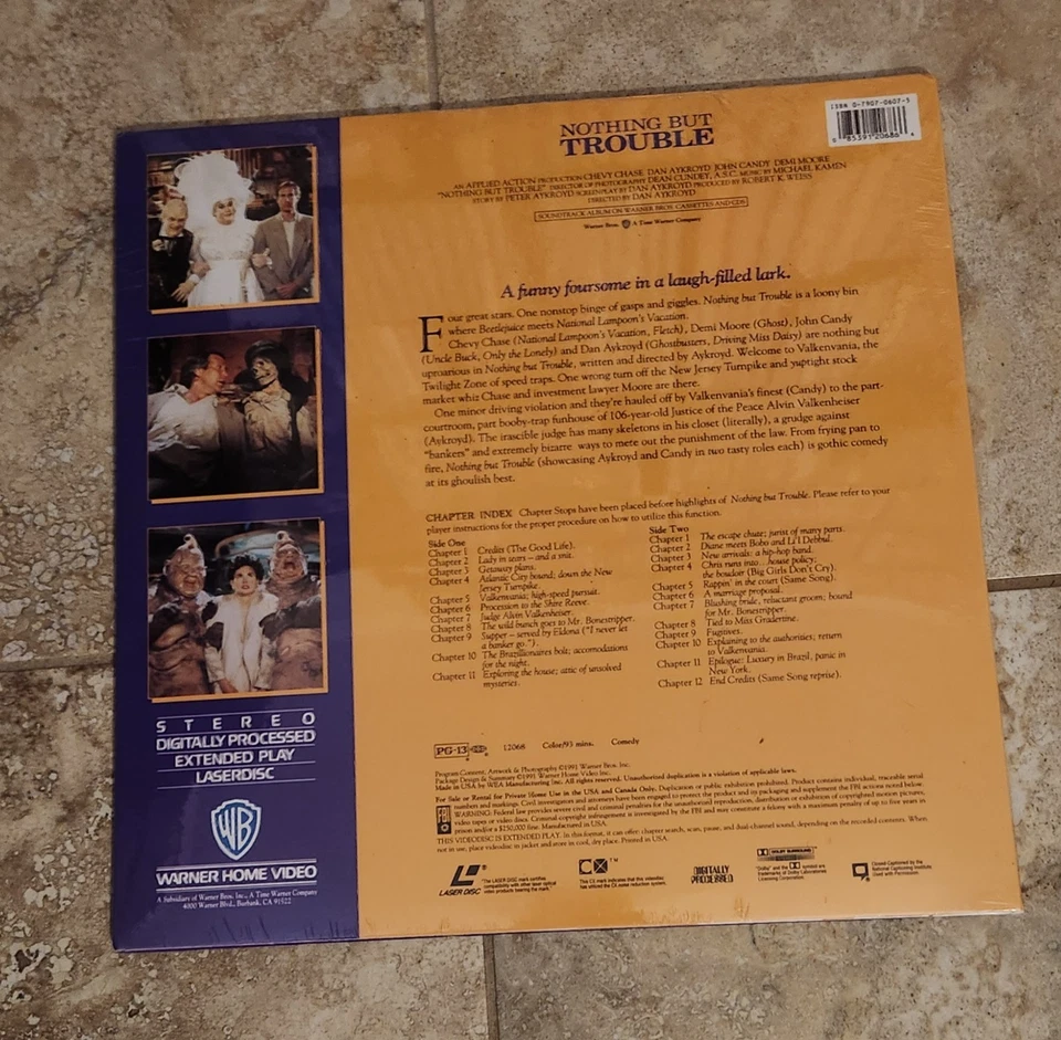 Nothing But Trouble Laserdisc Ultra Rare Chevy Chase, Dan Aykroyd, John Candy - Image 2 of 2