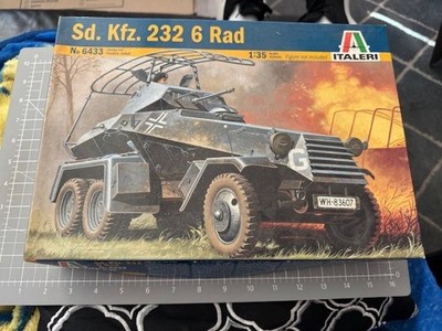 Italeri 1/35 Scale Sd. Kfz. 232 6 Rad Model Kit #6433 Open Box!