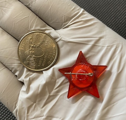 Red Star Lenin Little Octobrist Soviet Communist Youth Organization Brooch Pin - Picture 2 of 2