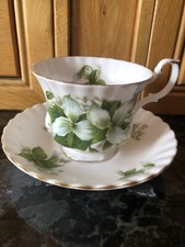 Royal Albert Trillium Bone