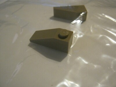 Lego Lot Of 2 Dark Tan 1x3 Slopped Castle Bricks With One Knob, 4286 (028-258)