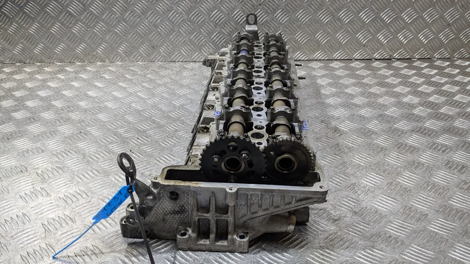 BMW 6 SERIES F06 CYLINDER HEAD & CAMSHAFTS 3.0 N57D30B DIESEL 2014 - Image 2 of 4
