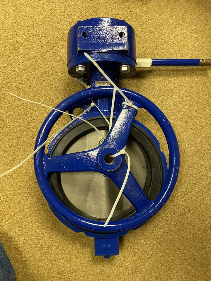 Válvula mariposa Keystone 8” tipo 221 con actuador de rueda de mano, disco de acero inoxidable SS” Foto 2 de 4