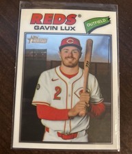 2026 Topps Heritage Gavin Lux #352 - CHROME - Cincinnati Reds