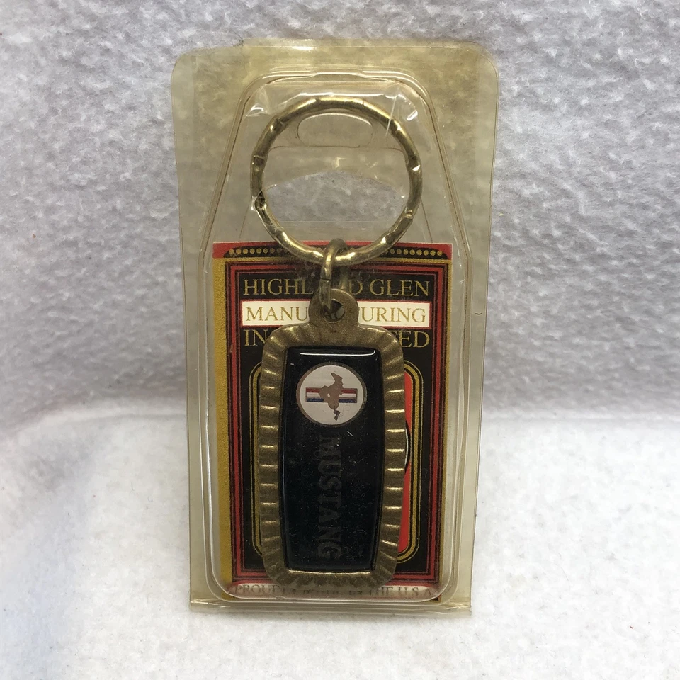 FORD Mustang Keychain Ring Highland Glen Mfg USA Made Original Package Vtg NOS - Image 4 of 4