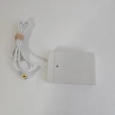 Lemax 2023 4.5V B/O Box, White / #LBBWHT 44364 / 3 x 1.5V Battery Compartments