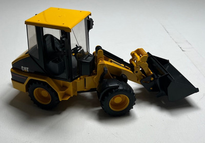 Bruder CAT wheel loader Germany 2005 Toy Vehicle Construction