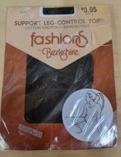 Vintage 70's Berkshire Fashion Pantyhose Size 2