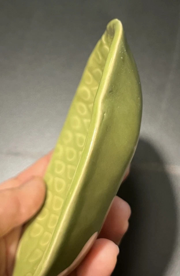 Plato de cerámica pequeño hecho a mano plato de baratija patrón de lágrima firma verde Foto 3 de 4