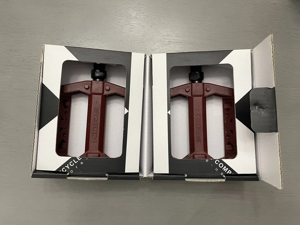 Kore Rivera Thermo Flat Pedal - 9/16” - Blood Red - Image 2 of 3