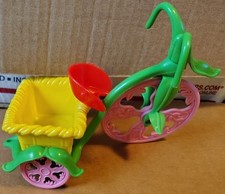 Vintage 1982 Kenner Strawberry Shortcake BERRY CYCLE Tricycle Vehicle