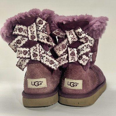UGG Kids  Mini Bailey Bow II Classic PURPLE Suede Boots PRE-OWNED SIZE 3