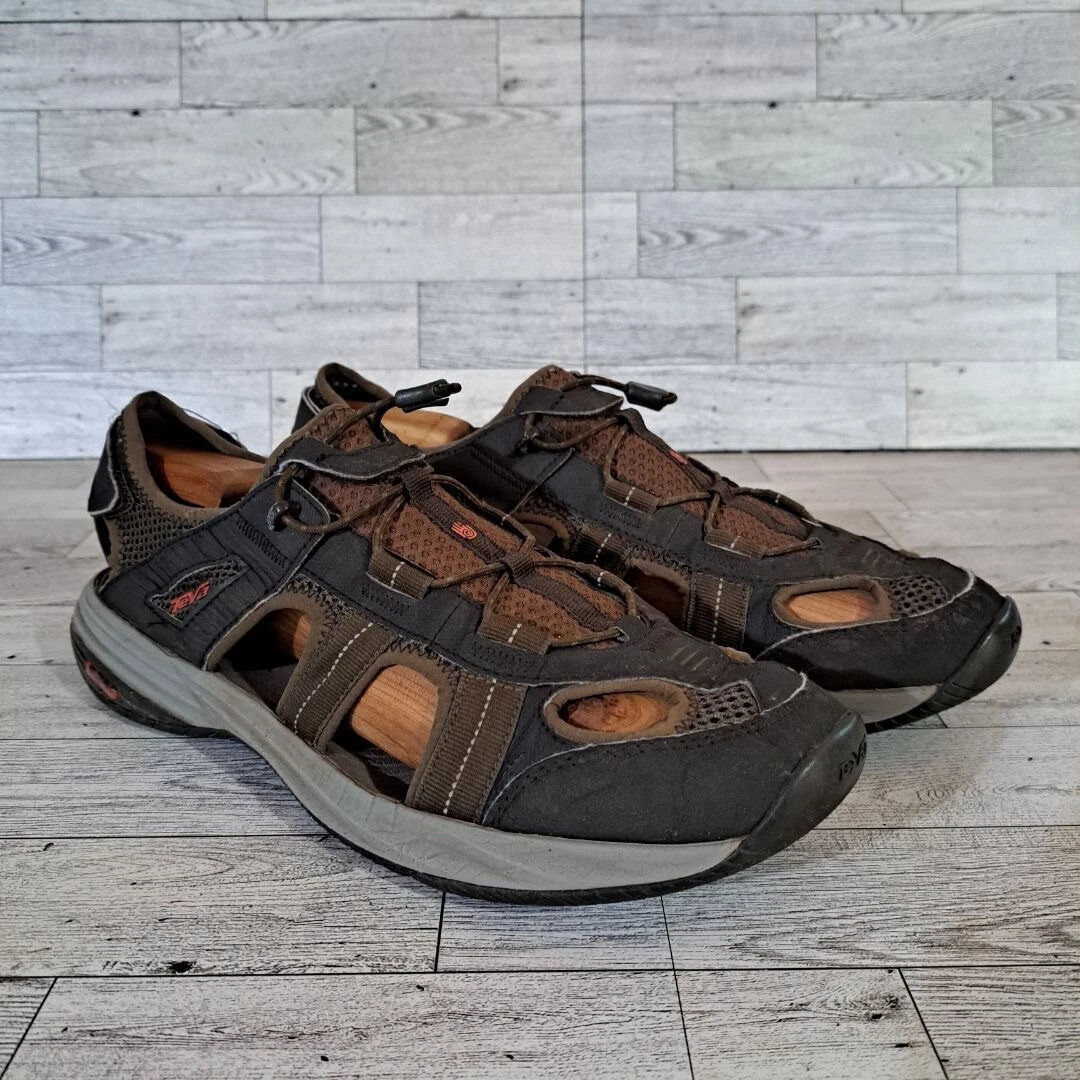 Teva sandals sales water shoes