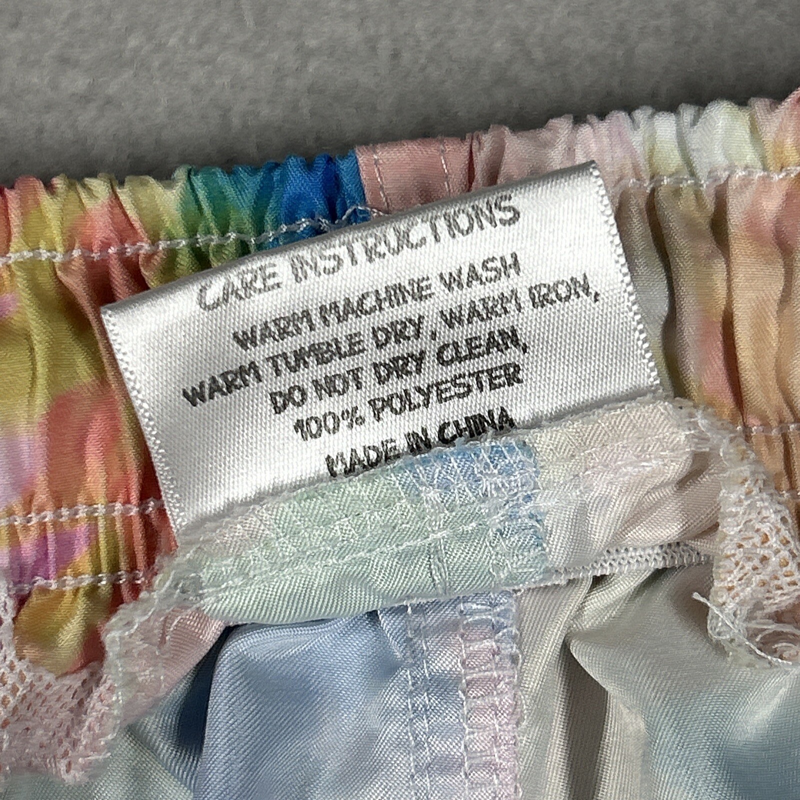 Boardies Mens XL Tie Dye Swim Trunks NWT Pastel Colors Pink Blue Yellow