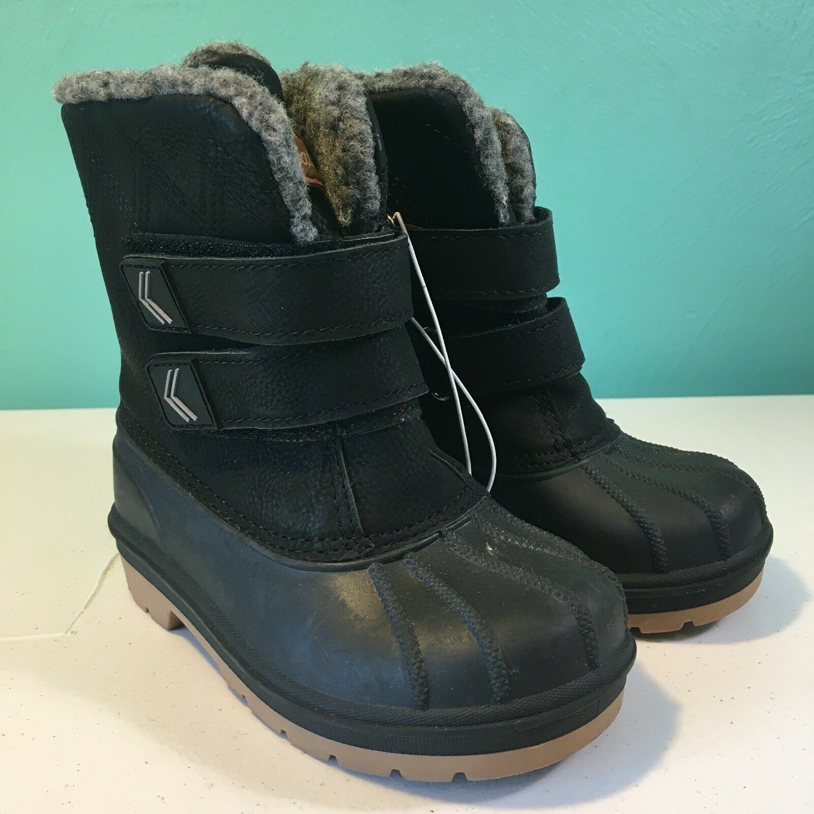 boys snow boots size 8