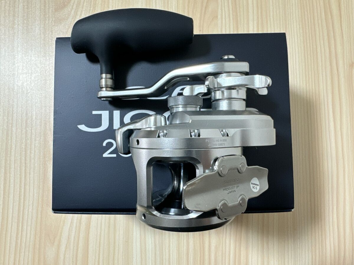 Baitcasting Reel 17 OCEA JIGGER 2000-NR-HG Right 6.2:1 Baitcasting Reel 17 OCEA JIGGER 2000-NR-HG Right 6.2:1